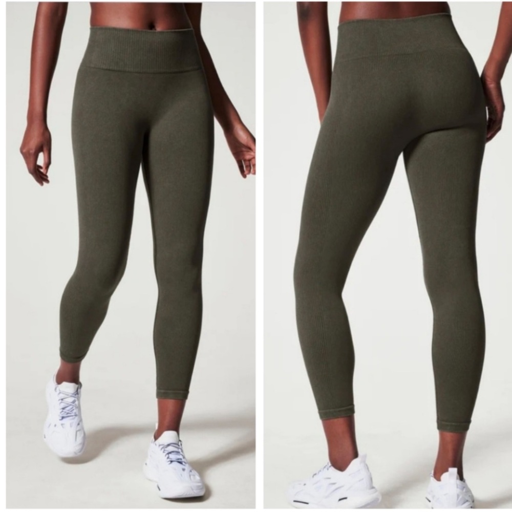 NWT Spanx Soft Stretch Seamless Leggings in Dark Palm XS
